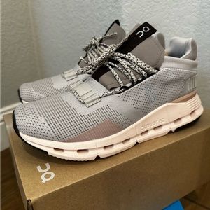 NIB CLOUD NOVA PEARL / SHELL women’s size 9.5